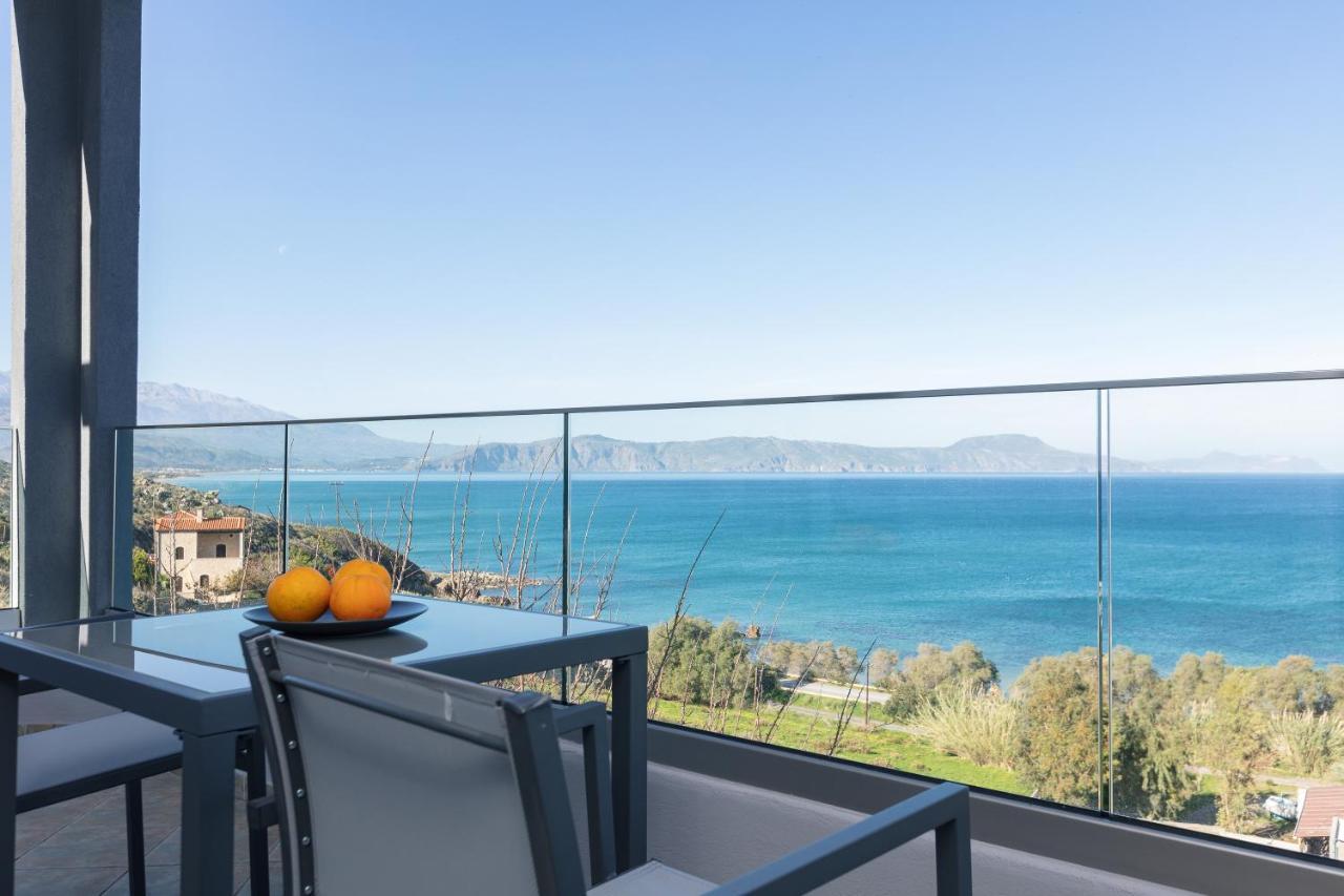Pietra Di Mare Aparthotel Petres  Buitenkant foto